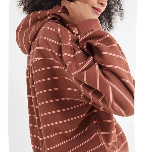 NWT Urban Outfitters River Hoodie Sweatshirt - Picture 3 of 4